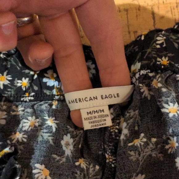 Shorts - Picture 3 of 3